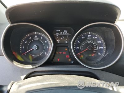 Zdjęcie 9 z 14 samochodu: 2013 HYUNDAI ELANTRA GLS VIN:5NPDH4AE5DH246692 - miniatura