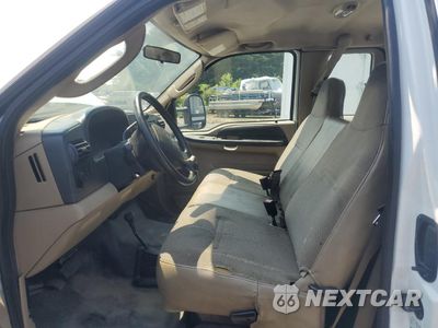 Zdjęcie 7 z 12 samochodu: 2006 FORD F450 SUPER DUTY VIN:1FDXX47P96EB50197 - miniatura