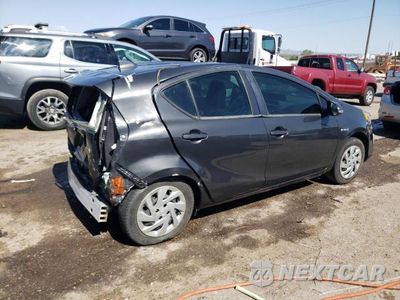 Trzecie zdjęcie samochodu z tyłu: 2015 TOYOTA PRIUS C TWO VIN:JTDKDTB31F1101671 - miniatura