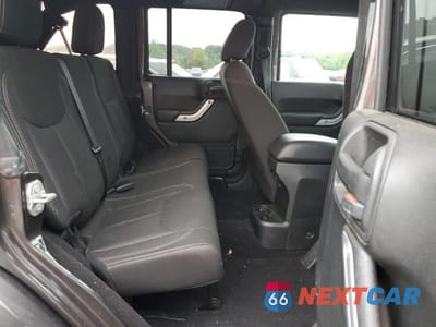 Zdjęcie 10 z 13 samochodu: 2017 JEEP WRANGLER UNLIMITED SAHARA VIN:1C4BJWEG8HL705072 - miniatura