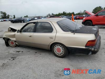 Drugie zdjęcie samochodu z przodu: 1992 LEXUS LS 400 VIN:JT8UF11EXN0099013 - miniatura