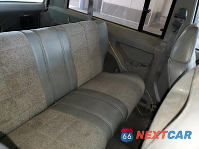 Zdjęcie 10 z 12 samochodu: 1990 JEEP CHEROKEE LAREDO VIN:1J4FJ57L1LL166898 - miniatura