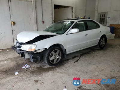 2002 ACURA 3.2TL 19UUA56652A016099 - główne zdjęcie licytacji z USA - miniatura