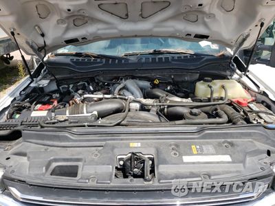 Zdjęcie 7 z 10 samochodu: 2020 FORD F550 SUPER DUTY VIN:1FDUF5GT5LEC33162 - miniatura
