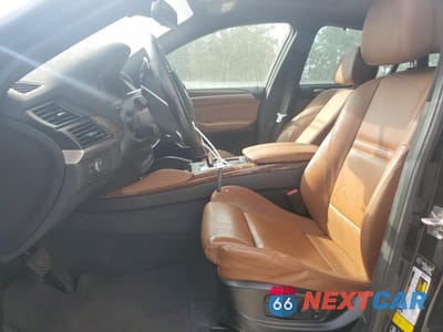 Zdjęcie 7 z 13 samochodu: 2013 BMW X6 XDRIVE35I VIN:5UXFG2C56DL785314 - miniatura