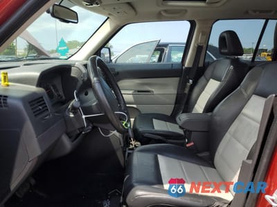 Zdjęcie 7 z 14 samochodu: 2007 JEEP PATRIOT LIMITED VIN:1J8FF48WX7D316459 - miniatura