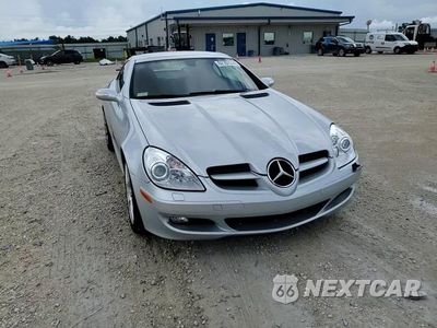Zdjęcie 11 z 15 samochodu: 2005 MERCEDES-BENZ SLK 350 VIN:WDBWK56F55F061568 - miniatura