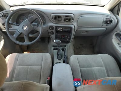 Zdjęcie 8 z 13 samochodu: 2005 CHEVROLET TRAILBLAZER LS VIN:1GNDT13S352307869 - miniatura