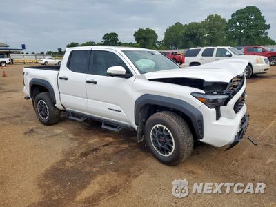 Czwarte zdjęcie samochodu z boku: 2024 TOYOTA TACOMA DOUBLE CAB VIN:3TYLB5JN3RT028176 - miniatura