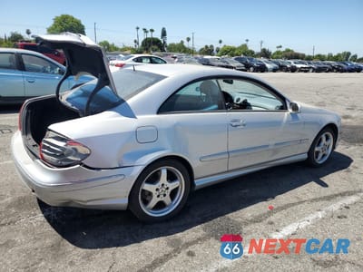 Trzecie zdjęcie samochodu z tyłu: 2003 MERCEDES-BENZ CLK 500 VIN:WDBTJ75J13F041726 - miniatura