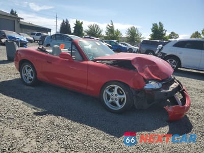 Czwarte zdjęcie samochodu z boku: 1999 MAZDA MX-5 MIATA VIN:JM1NB353XX0115249 - miniatura