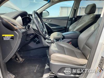 Zdjęcie 7 z 13 samochodu: 2017 HYUNDAI SANTA FE SE ULTIMATE VIN:KM8SR4HF8HU180777 - miniatura