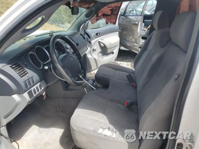 Zdjęcie 7 z 12 samochodu: 2005 TOYOTA TACOMA VIN:5TENX22N75Z043294 - miniatura