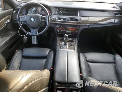 Zdjęcie 8 z 12 samochodu: 2013 BMW 750 LXI VIN:WBAYF8C5XDDE59090 - miniatura
