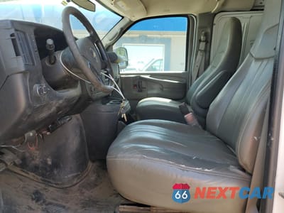 Zdjęcie 7 z 13 samochodu: 2014 CHEVROLET EXPRESS G2500 VIN:1GCWGGFA7E1166550 - miniatura