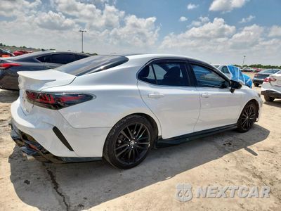 Trzecie zdjęcie samochodu z tyłu: 2018 TOYOTA CAMRY XSE VIN:4T1B61HK0JU152434 - miniatura