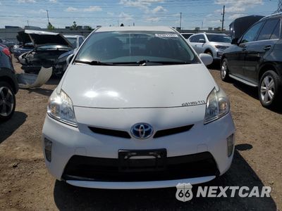 Piąte zdjęcie samochodu w środku: 2013 TOYOTA PRIUS VIN:JTDKN3DU4D5562419 - miniatura