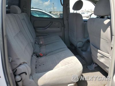 Zdjęcie 10 z 12 samochodu: 2005 TOYOTA TUNDRA DOUBLE CAB SR5 VIN:5TBDT44145S492001 - miniatura