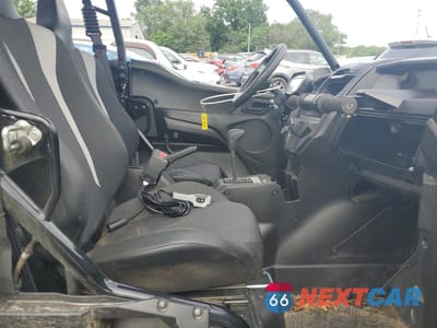 Piąte zdjęcie samochodu w środku: 2024 KAWASAKI KRT1000 VIN:JKARTCC18RB502058 - miniatura