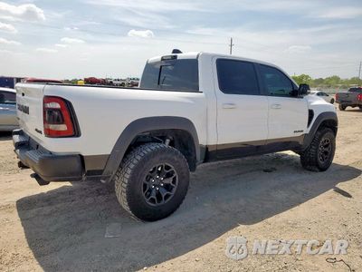 Trzecie zdjęcie samochodu z tyłu: 2022 RAM 1500 TRX VIN:1C6SRFU92NN268866 - miniatura