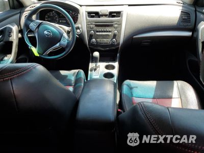 Zdjęcie 8 z 12 samochodu: 2015 NISSAN ALTIMA 2.5 VIN:1N4AL3APXFC572554 - miniatura