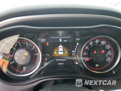 Zdjęcie 9 z 13 samochodu: 2019 DODGE CHALLENGER SXT VIN:2C3CDZAG6KH746618 - miniatura