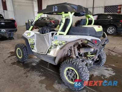 Trzecie zdjęcie samochodu z tyłu: 2015 CAN-AM MAVERICK 1000R TURBO X DS VIN:3JBPDAR2XFJ001910 - miniatura