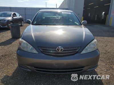 Piąte zdjęcie samochodu w środku: 2003 TOYOTA CAMRY LE VIN:4T1BE32K13U650698 - miniatura