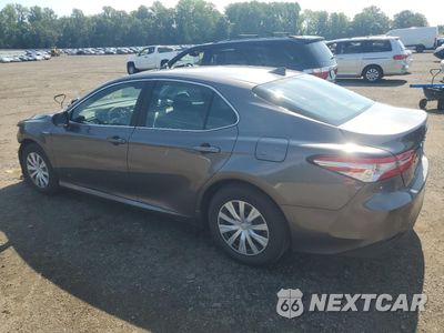 Drugie zdjęcie samochodu z przodu: 2020 TOYOTA CAMRY LE VIN:4T1C31AK3LU527890 - miniatura