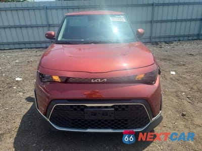 Piąte zdjęcie samochodu w środku: 2023 KIA SOUL LX VIN:KNDJ23AU2P7874191 - miniatura