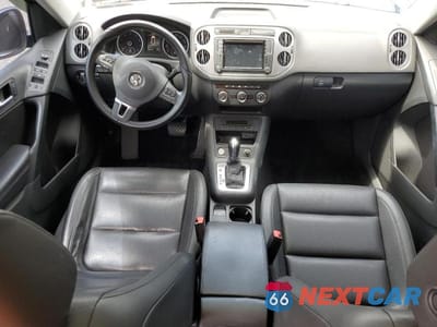 Zdjęcie 8 z 13 samochodu: 2016 VOLKSWAGEN TIGUAN S VIN:WVGBV7AX5GW564549 - miniatura
