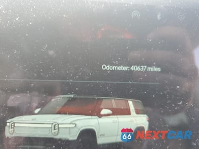 Zdjęcie 9 z 13 samochodu: 2023 RIVIAN R1S ADVENTURE VIN:7PDSGABA9PN015215 - miniatura