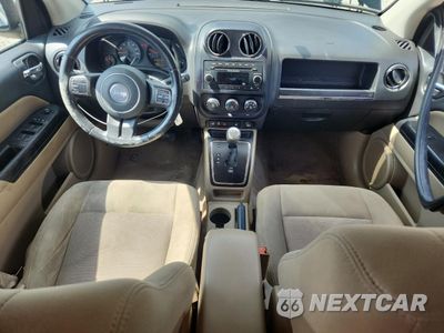 Zdjęcie 8 z 15 samochodu: 2013 JEEP COMPASS LATITUDE VIN:1C4NJCEA4DD187683 - miniatura