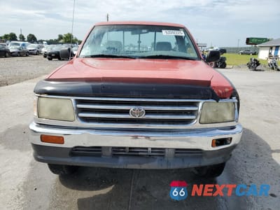 Piąte zdjęcie samochodu w środku: 1995 TOYOTA T100 DX VIN:JT4VD21E6S0001303 - miniatura