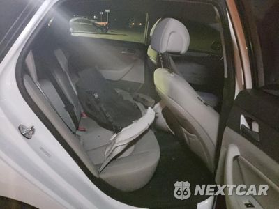 Zdjęcie 10 z 13 samochodu: 2017 HYUNDAI SONATA HYBRID VIN:KMHE24L11HA059555 - miniatura