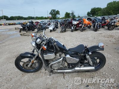 Trzecie zdjęcie samochodu z tyłu: 1986 HONDA VT700 C VIN:JH2RC1907GM210953 - miniatura