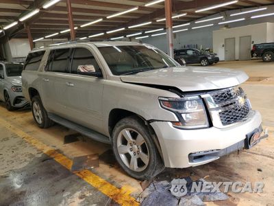 Czwarte zdjęcie samochodu z boku: 2015 CHEVROLET SUBURBAN K1500 LT VIN:1GNSKJKC8FR225116 - miniatura