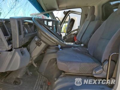 Zdjęcie 7 z 14 samochodu: 2011 ISUZU NPR VIN:JALC4W161B7000993 - miniatura
