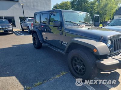 2017 JEEP WRANGLER UNLIMITED SPORT 1C4HJWDG6HL677347 - główne zdjęcie licytacji z USA - miniatura