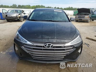 Piąte zdjęcie samochodu w środku: 2019 HYUNDAI ELANTRA SE VIN:5NPD74LF1KH441677 - miniatura