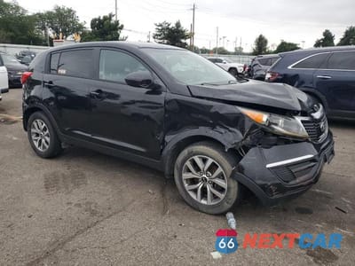 Czwarte zdjęcie samochodu z boku: 2016 KIA SPORTAGE LX VIN:KNDPB3AC8G7842959 - miniatura