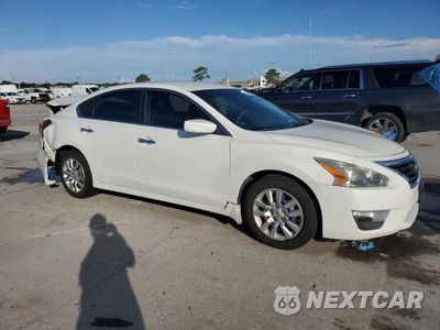 Czwarte zdjęcie samochodu z boku: 2015 NISSAN ALTIMA VIN:1N4AL3AP4FN904055 - miniatura