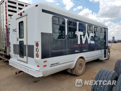 Trzecie zdjęcie samochodu z tyłu: 1998 FORD ECONOLINE E450 SUPER DUTY CUTAWAY VAN RV VIN:1FDXE40S8WHB77815 - miniatura