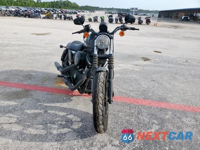 Drugie zdjęcie samochodu z przodu: 2022 HARLEY-DAVIDSON XL883 N VIN:1HD4LE212NB402480 - miniatura