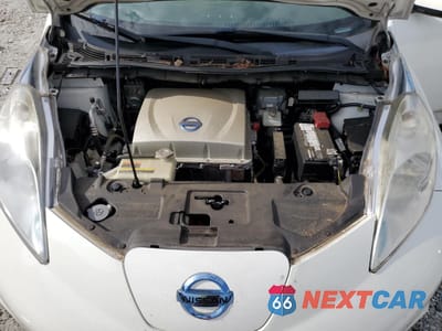 Zdjęcie 11 z 14 samochodu: 2015 NISSAN LEAF S VIN:1N4AZ0CP1FC314126 - miniatura