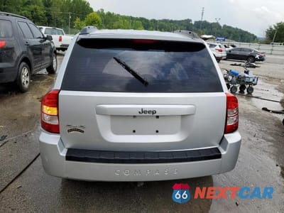 Zdjęcie 6 z 13 samochodu: 2007 JEEP COMPASS VIN:1J8FF47W27D131727 - miniatura