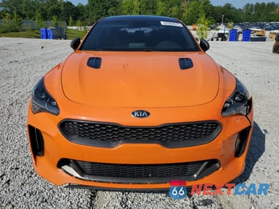 Piąte zdjęcie samochodu w środku: 2019 KIA STINGER GT VIN:KNAE35LC4K6069240 - miniatura