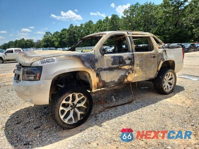2013 CHEVROLET AVALANCHE LTZ 3GNMCGE02DG329897 - główne zdjęcie licytacji z USA - miniatura