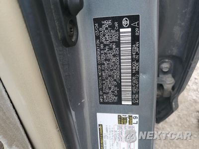 Zdjęcie 12 z 13 samochodu: 2004 TOYOTA PRIUS VIN:JTDKB20U240061454 - miniatura