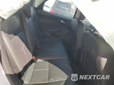 Zdjęcie 10 z 14 samochodu: 2015 FORD FOCUS SE VIN:1FADP3F29FL277721 - miniatura